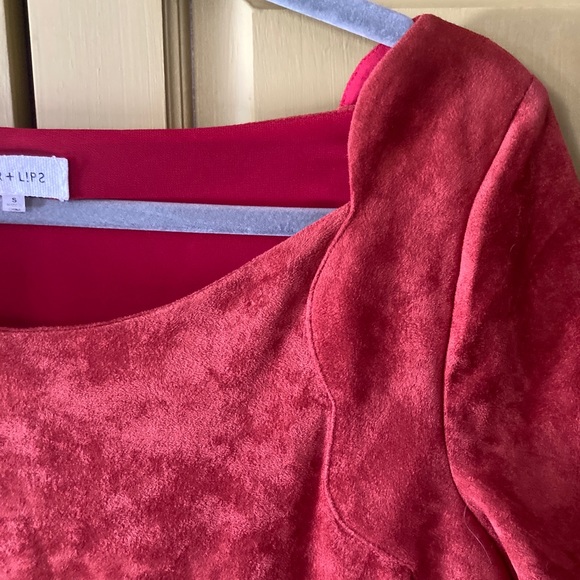 Sugar + Lips, rust colored top, size small - Picture 3 of 5